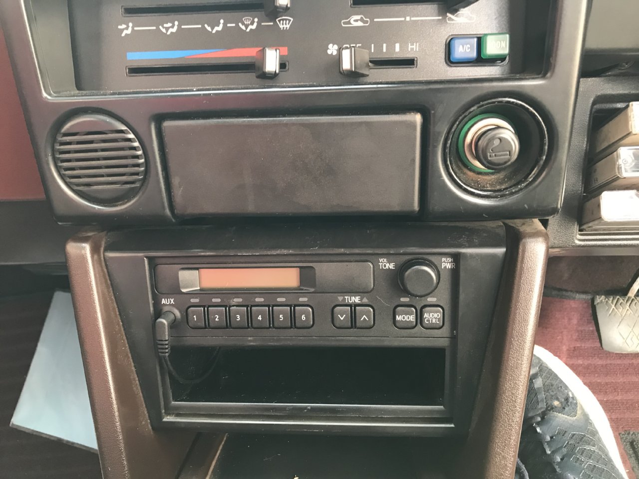 トヨタ純正 アナログラジオ AM 旧車 こだわり ネオクラシックカー 希少純正品